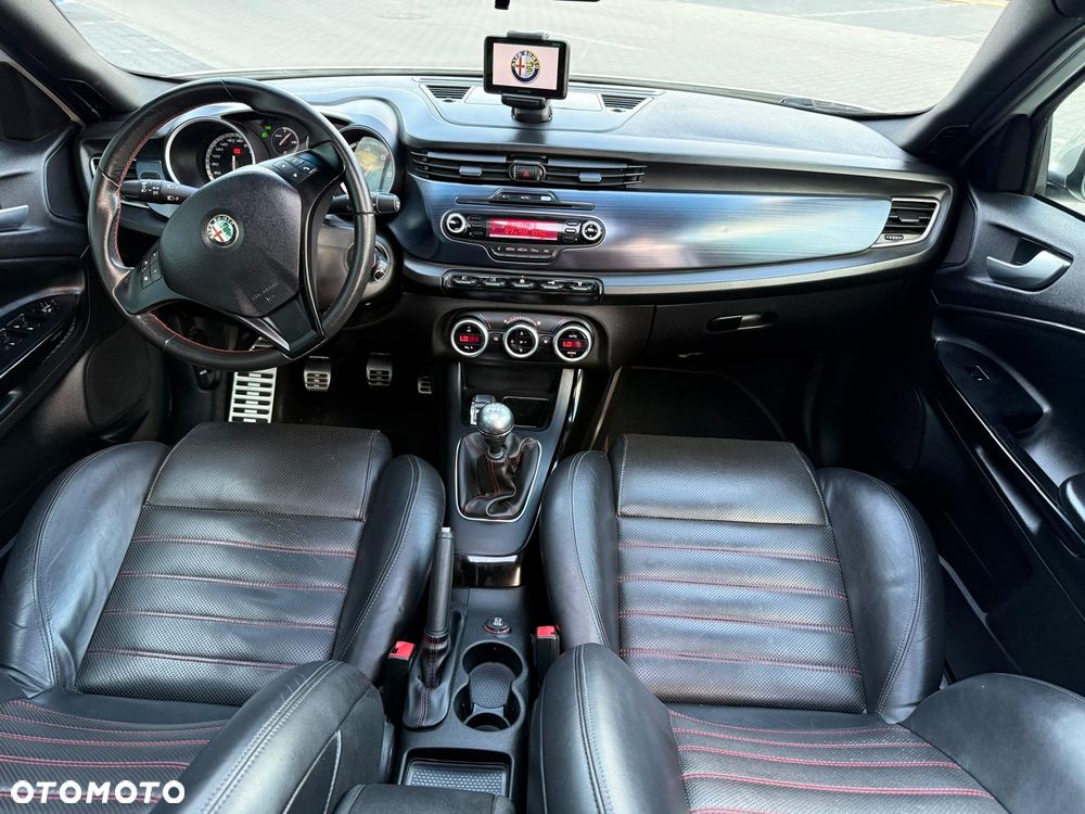 Alfa Romeo Giulietta 2.0 JTDM 16V - 3