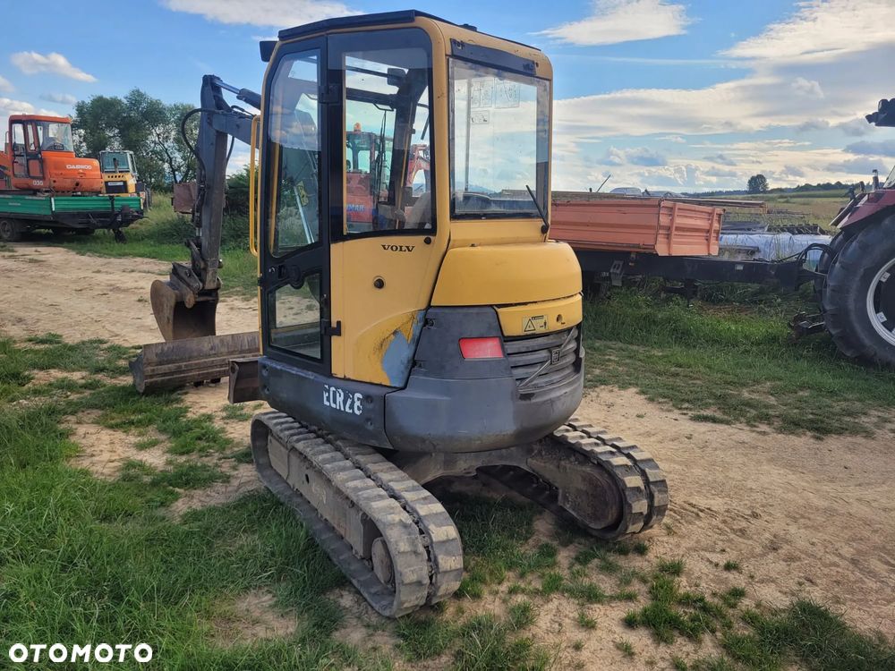 Volvo ECR28, ECR30 - 3