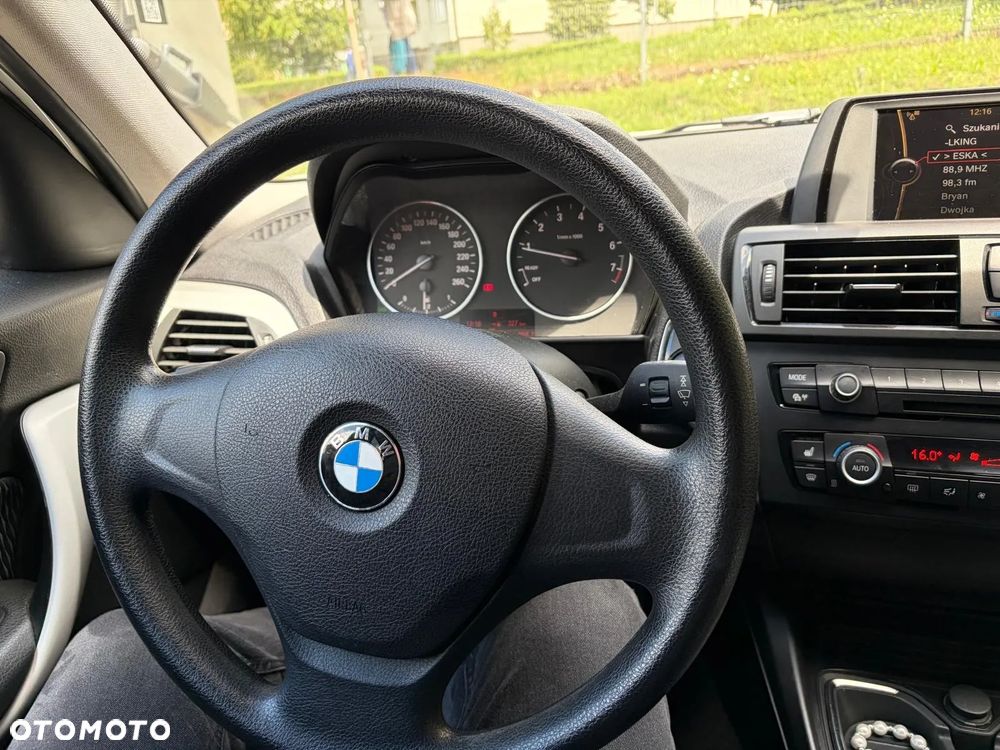 BMW Seria 1 116i - 7
