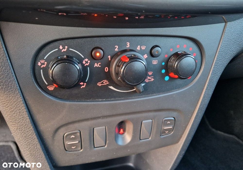 Dacia Sandero Stepway TCe 90 Prestige - 20