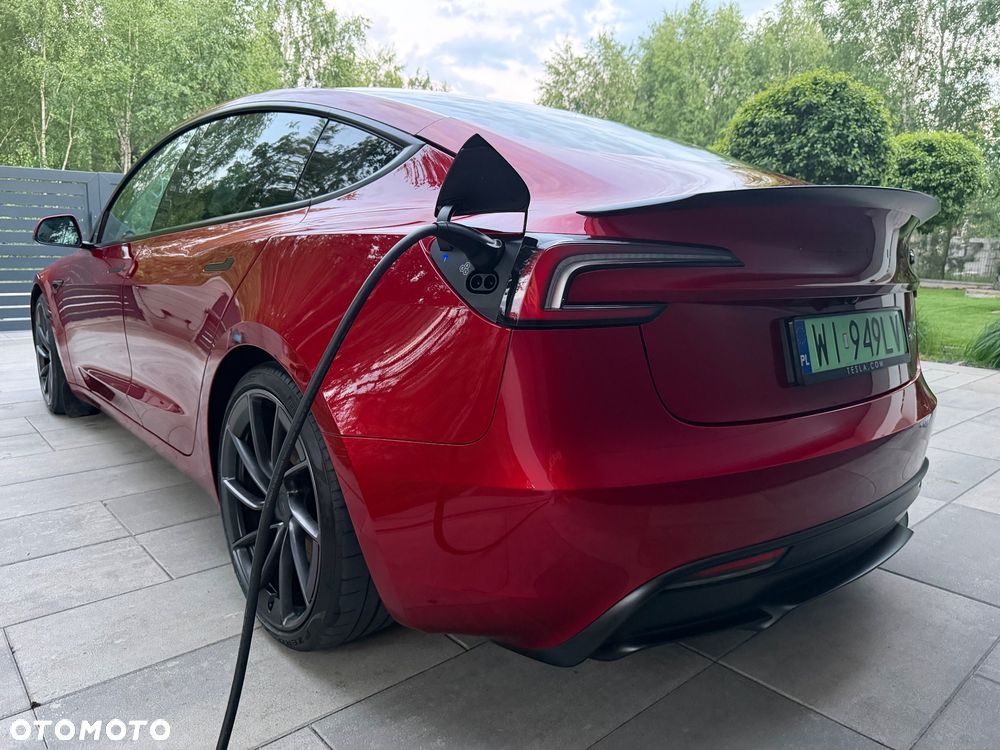 Tesla Model 3 - 9