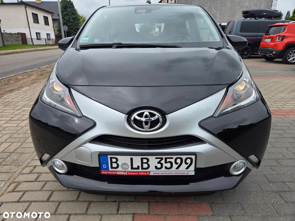 Toyota Aygo x-play Edition S+ - 3