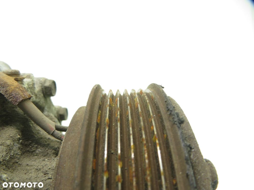 KOMPRESOR KLIMATYZACJI HONDA CIVIC VII 1.4 - 6