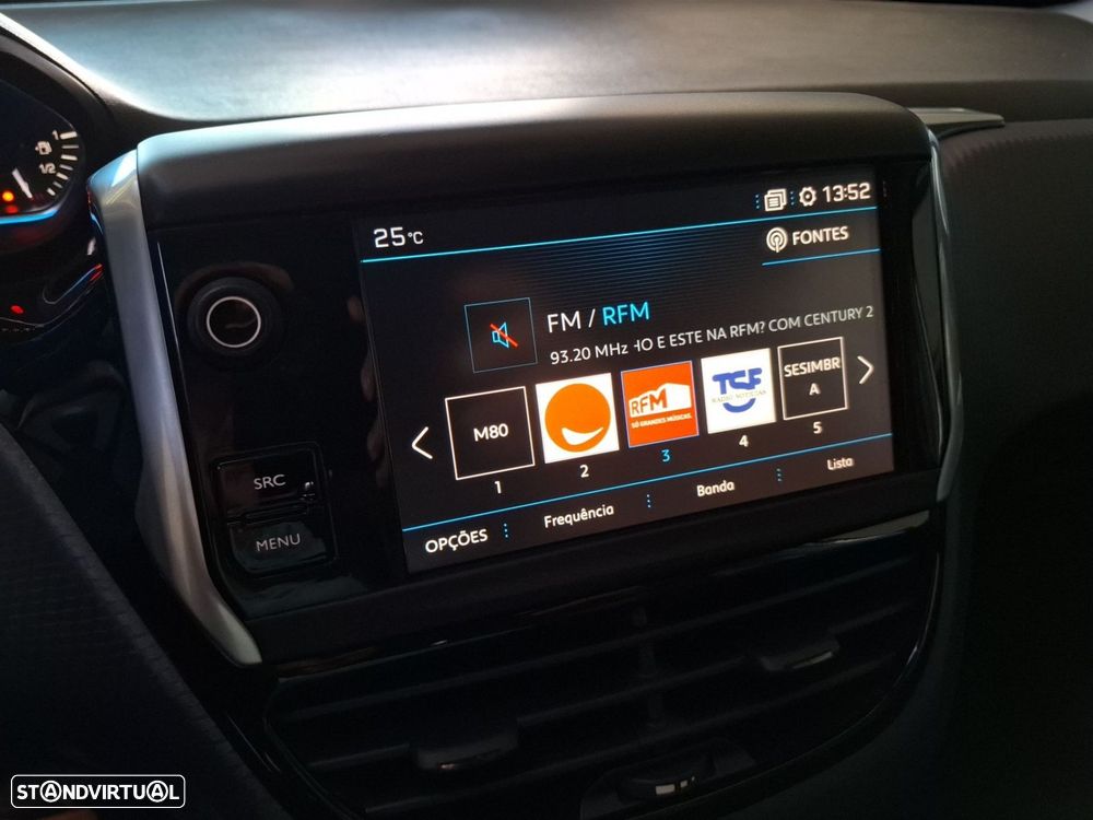 Peugeot 2008 1.2 PureTech Allure EAT6 - 16