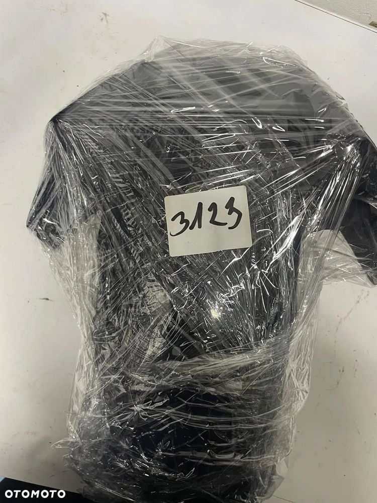 Błotnik przód Suzuki GSX-R 1300 Hayabusa - 2