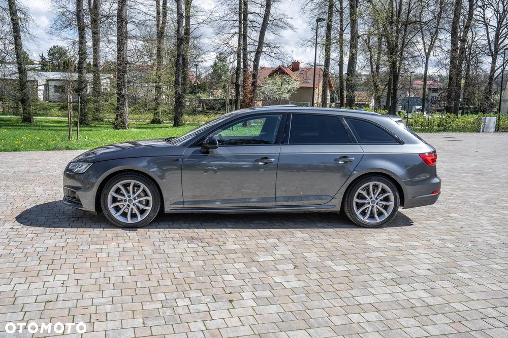 Audi A4 Avant - 25