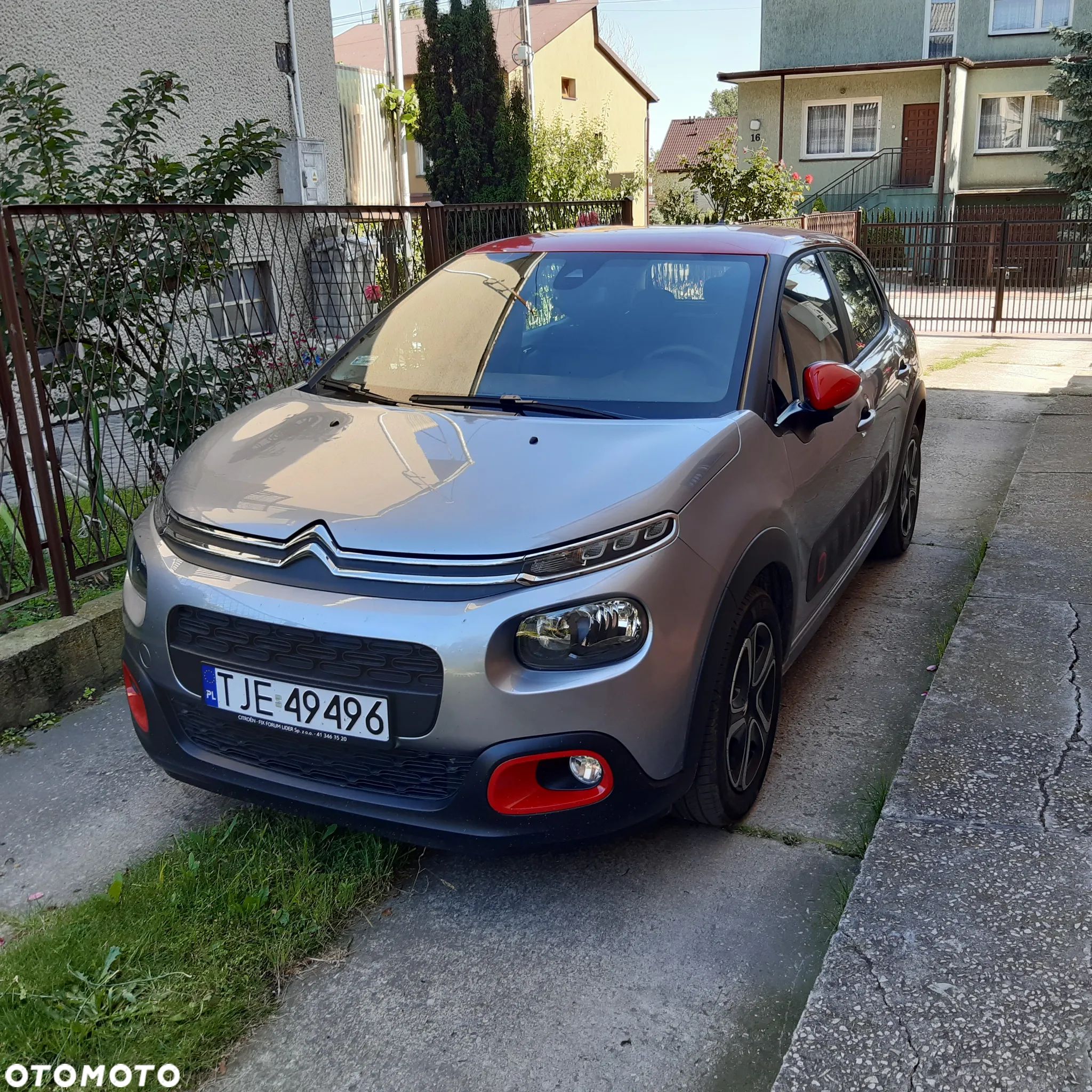 Citroën C3 1.2 PureTech Shine - 1