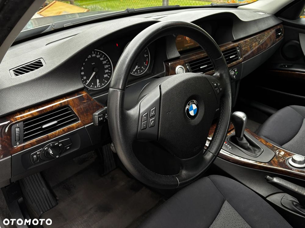 BMW Seria 3 - 30