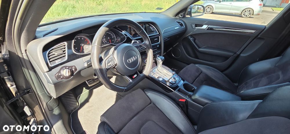 Audi A4 Limousine 2.0 TFSI Quattro S tronic - 8
