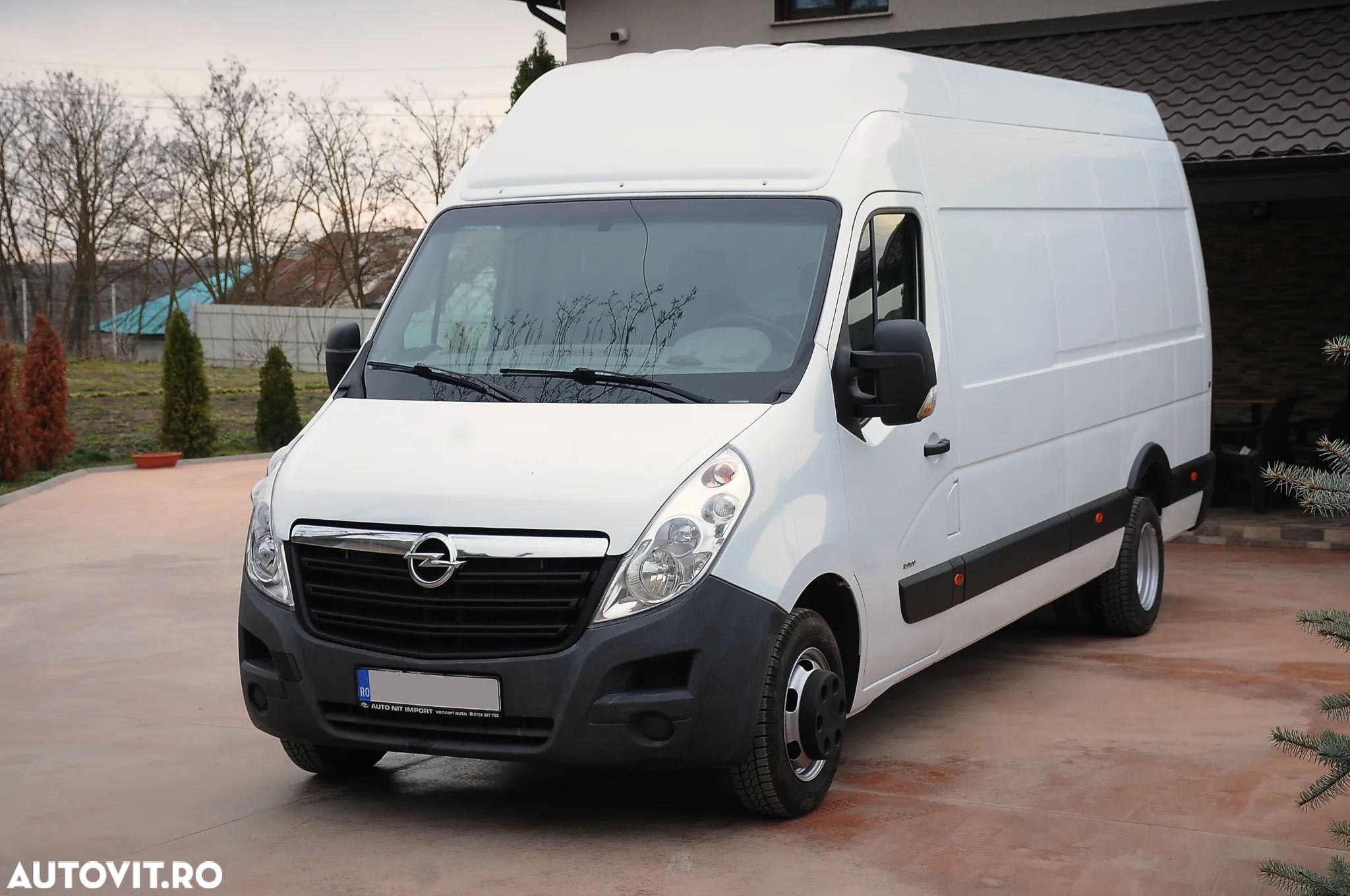 Opel Movano - 1