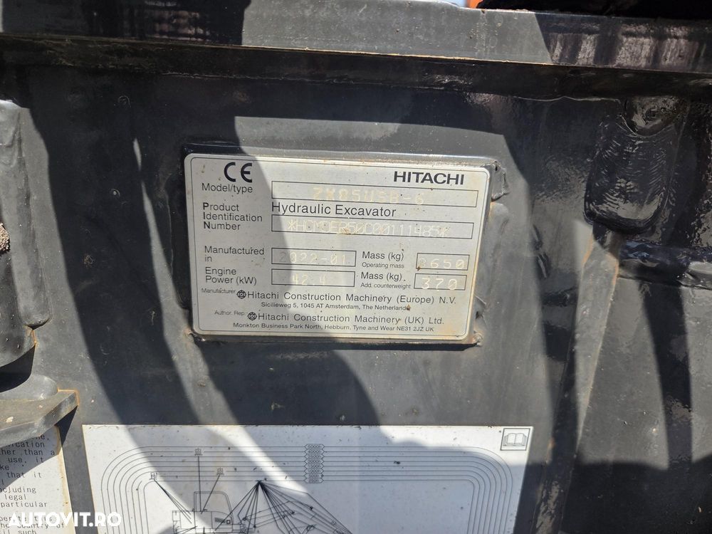 Hitachi ZX85, 8,65 tone, Ad sapare 5m, 2022, 2.427 ore, CUPLA RAPIDA HIDRAULICA+3 CUPE NOI, inst picon pe brate, latime 2,2m, senile cauciuc 90% ok, aer conditionat, computer, reviziile efectuate, ridica aprx 4 tone, leasing 4 ani, CA NOU-PROMOTIE 62.900 EUR - 9