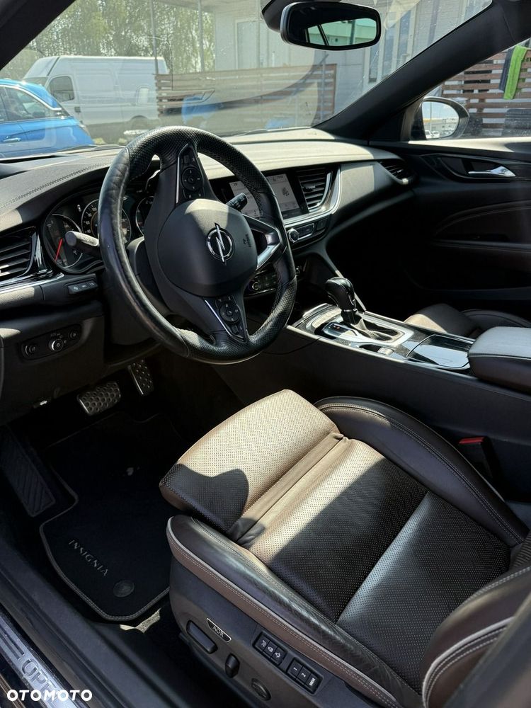 Opel Insignia - 17