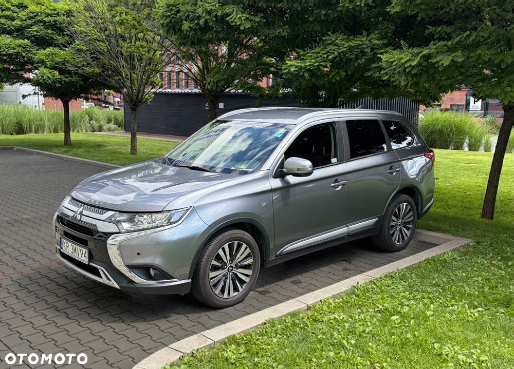 Mitsubishi Outlander 2.0 Intense 4WD CVT - 1