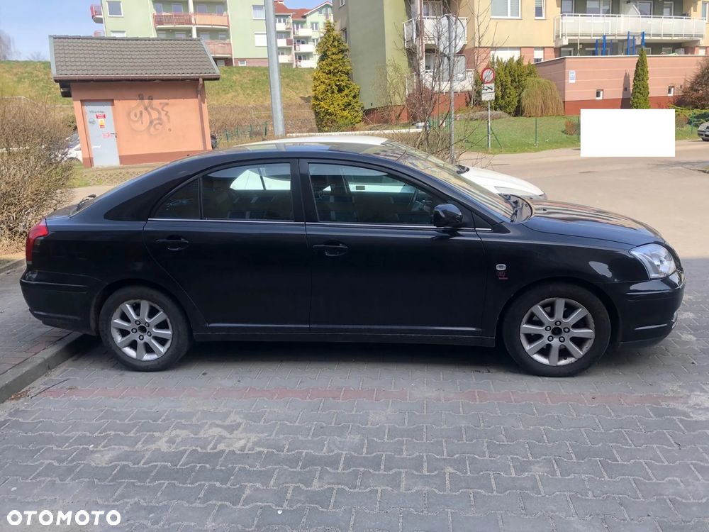Toyota Avensis 2.2 D-4D Sol - 1