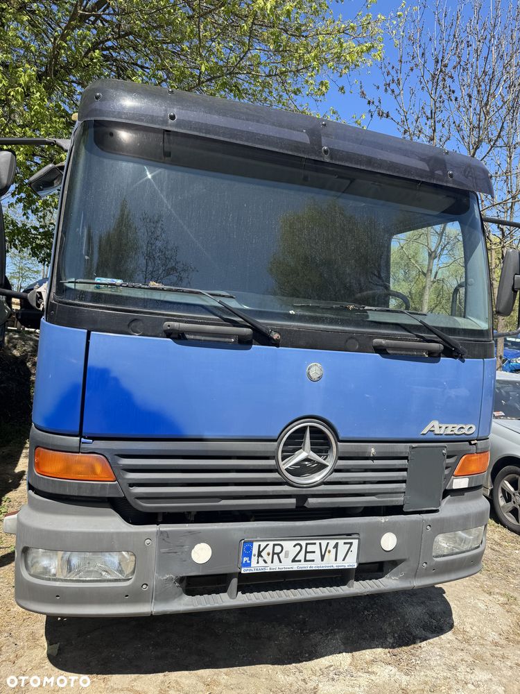 Mercedes-Benz ATEGO - 12