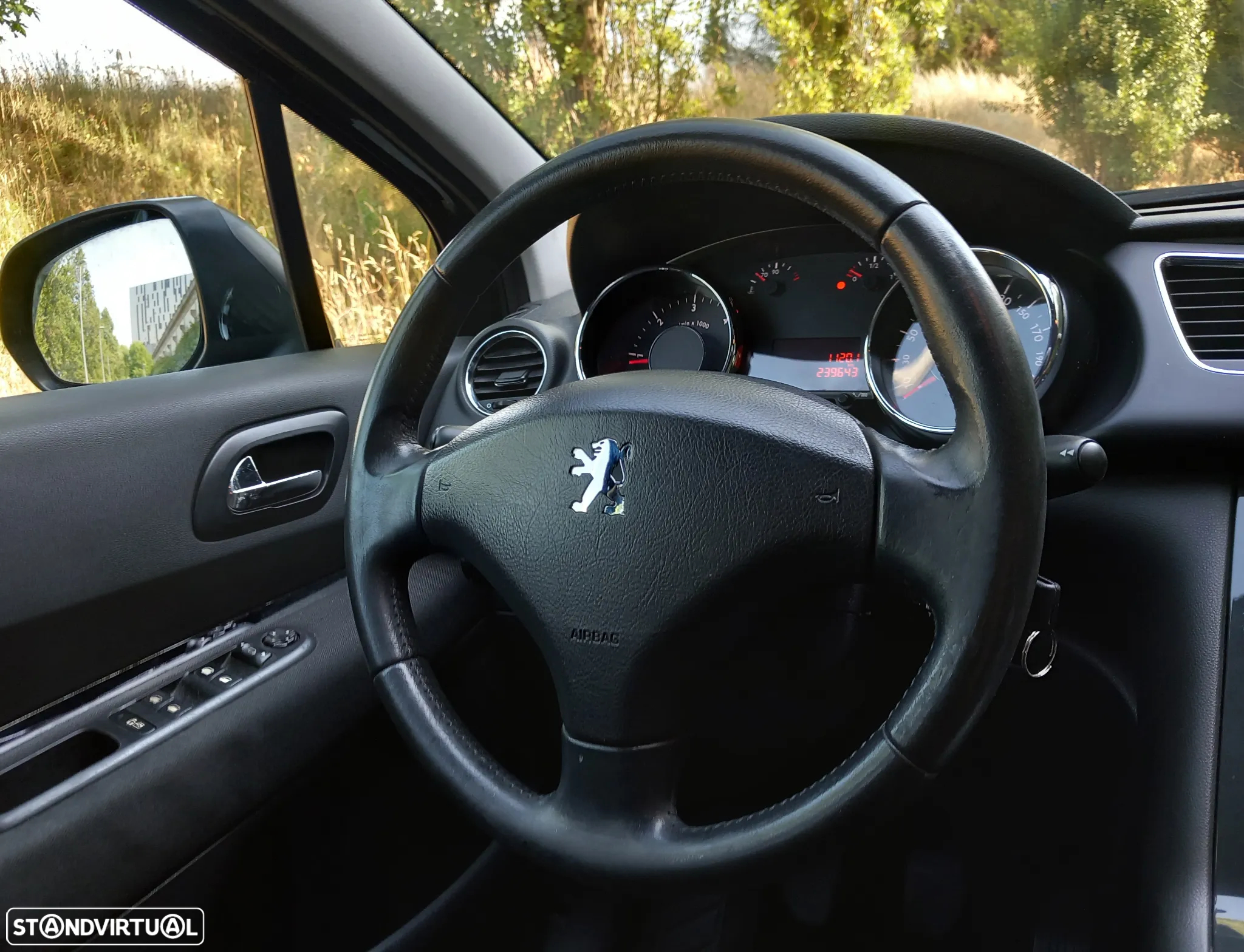 Peugeot 3008 1.6 HDi Active - 15