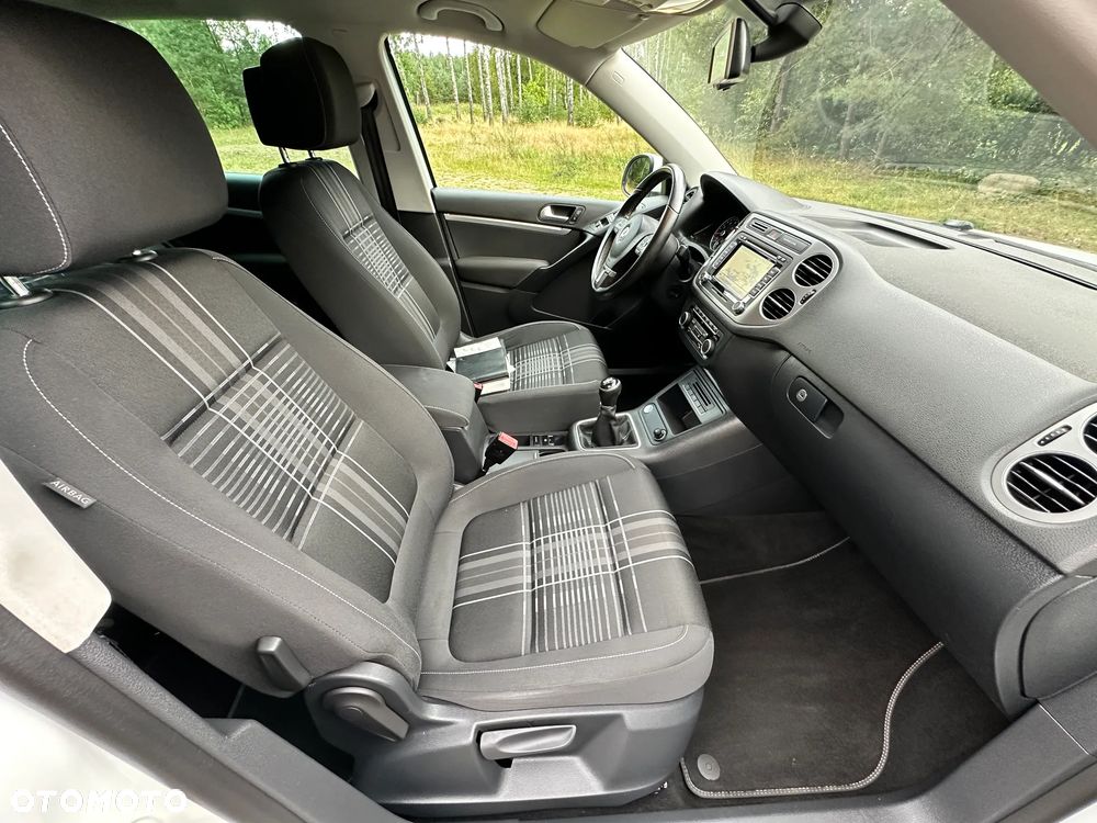 Volkswagen Tiguan 1.4 TSI BlueMotion Technology Lounge Sport & Style - 29