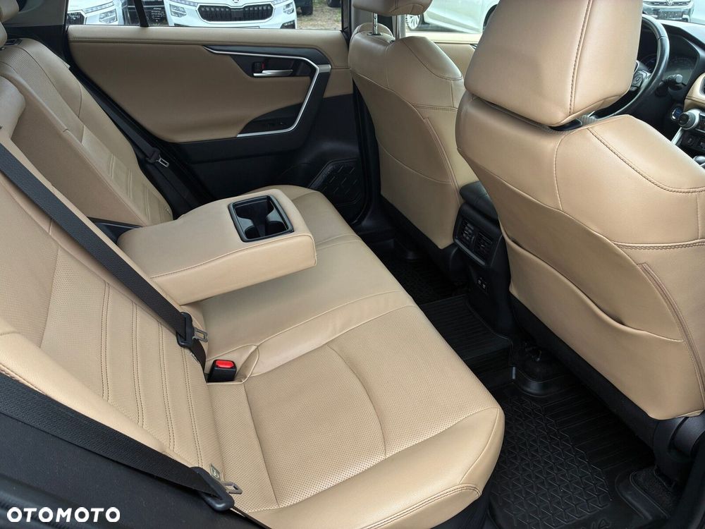 Toyota RAV4 2.5 Hybrid Executive 4x4 - 32