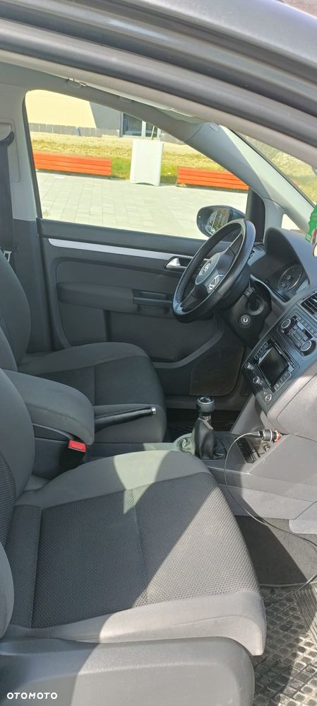 Volkswagen Touran 1.6 TDI DPF BlueMotion Technology Highline - 13