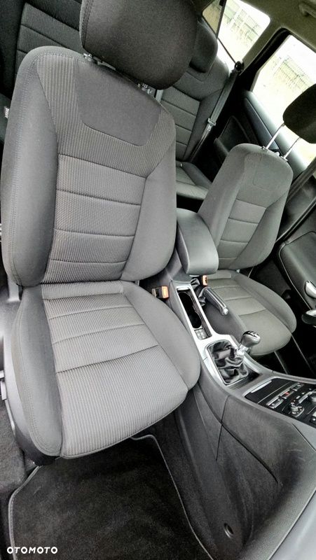 Ford Mondeo 2.0 TDCi Titanium - 21
