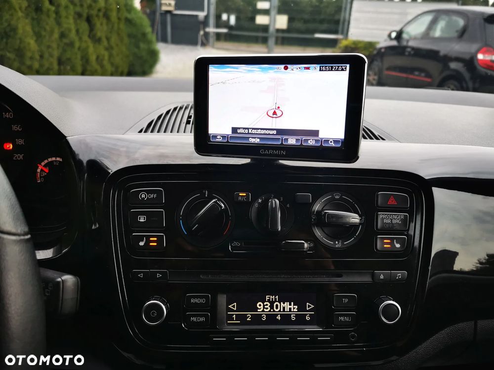 Volkswagen up! high - 19