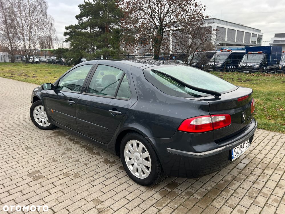 Renault Laguna - 16