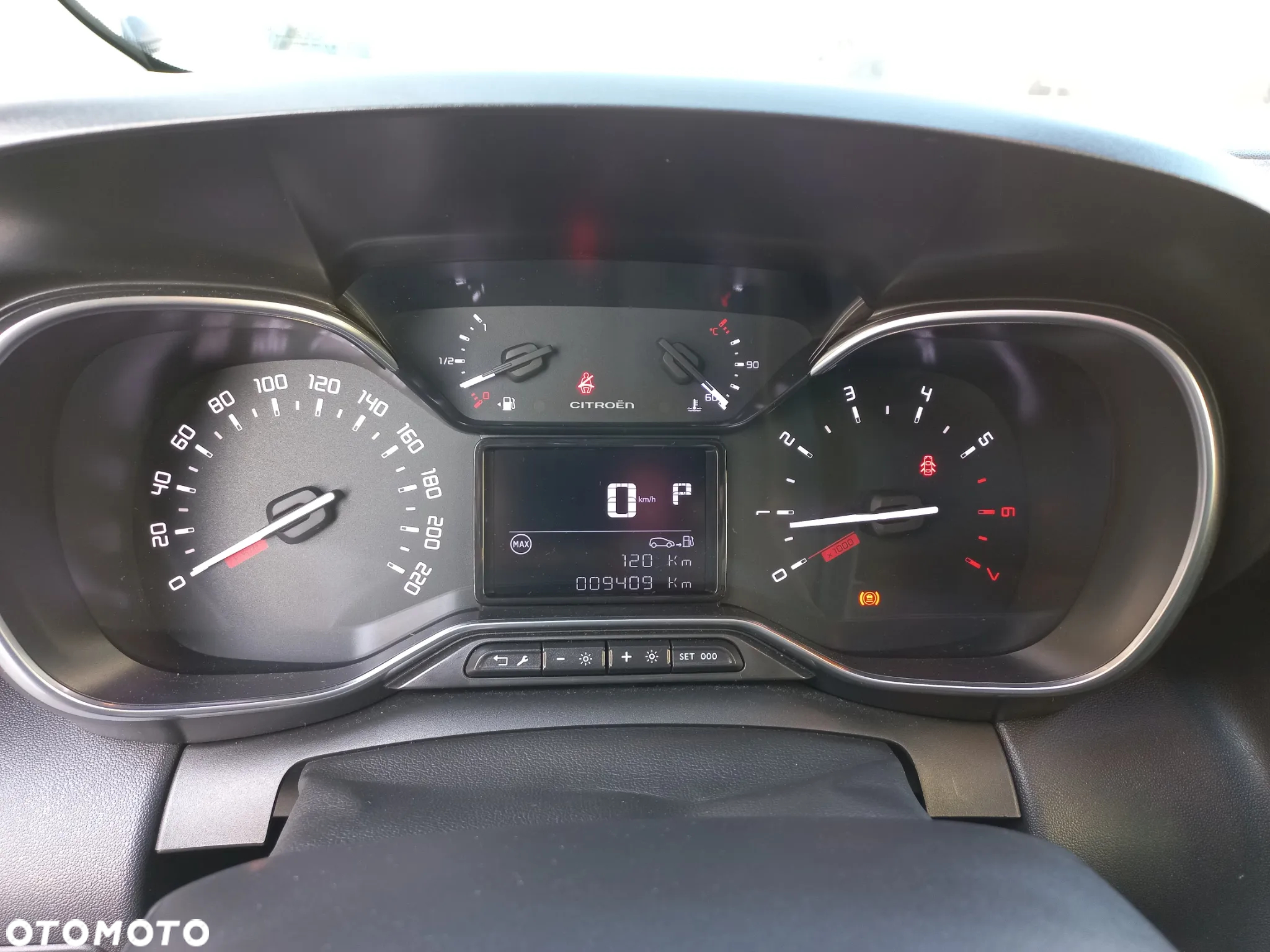 Citroën C3 Aircross 1.2 PureTech Plus S&S EAT6 - 18