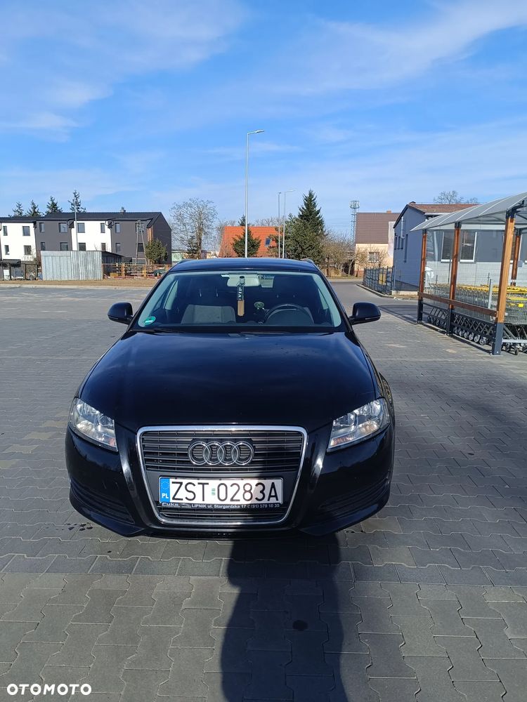 Audi A3 Sportback 1.4 TFSI Ambiente - 17