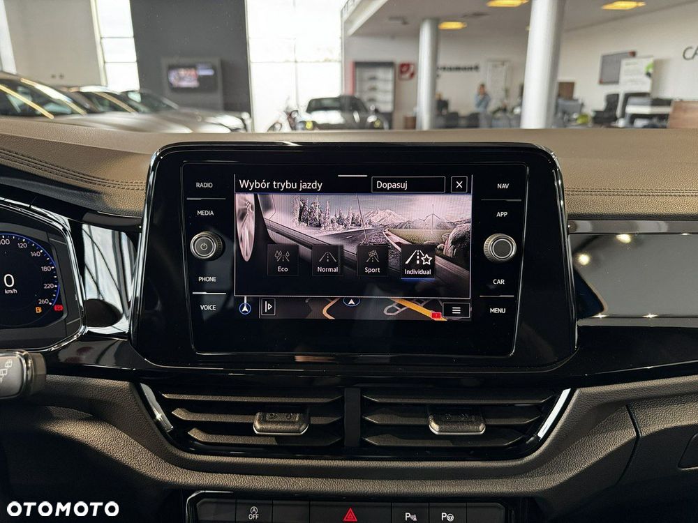 Volkswagen T-Roc - 27