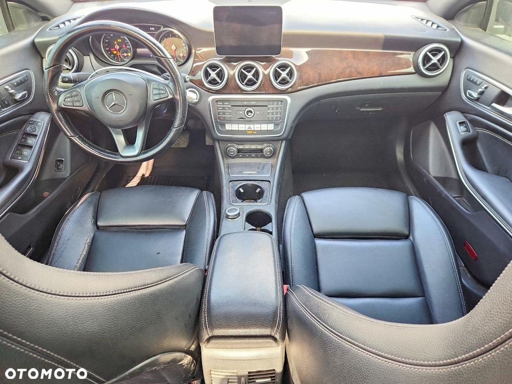 Mercedes-Benz CLA 250 4Matic 7G-DCT AMG Line - 7