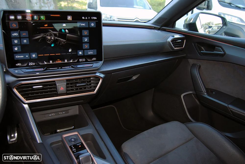 Cupra Leon ST 1.5 e-Hybrid VZ DSG - 34