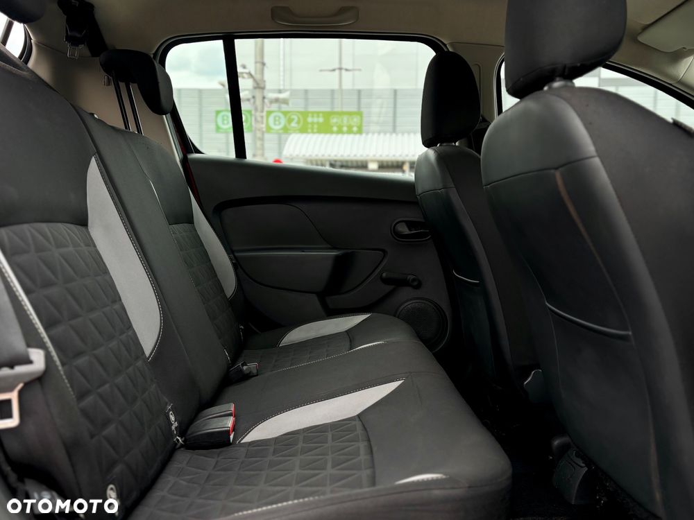 Dacia Sandero 0.9 TCe Laureate - 9