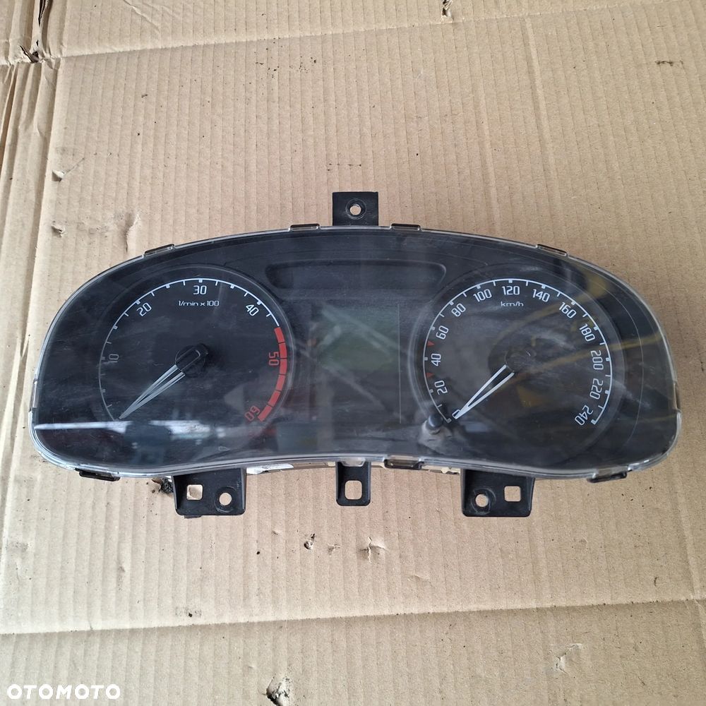 LICZNIK ZEGAR FABIA II 1.4 TDI 5J0920801C - 1