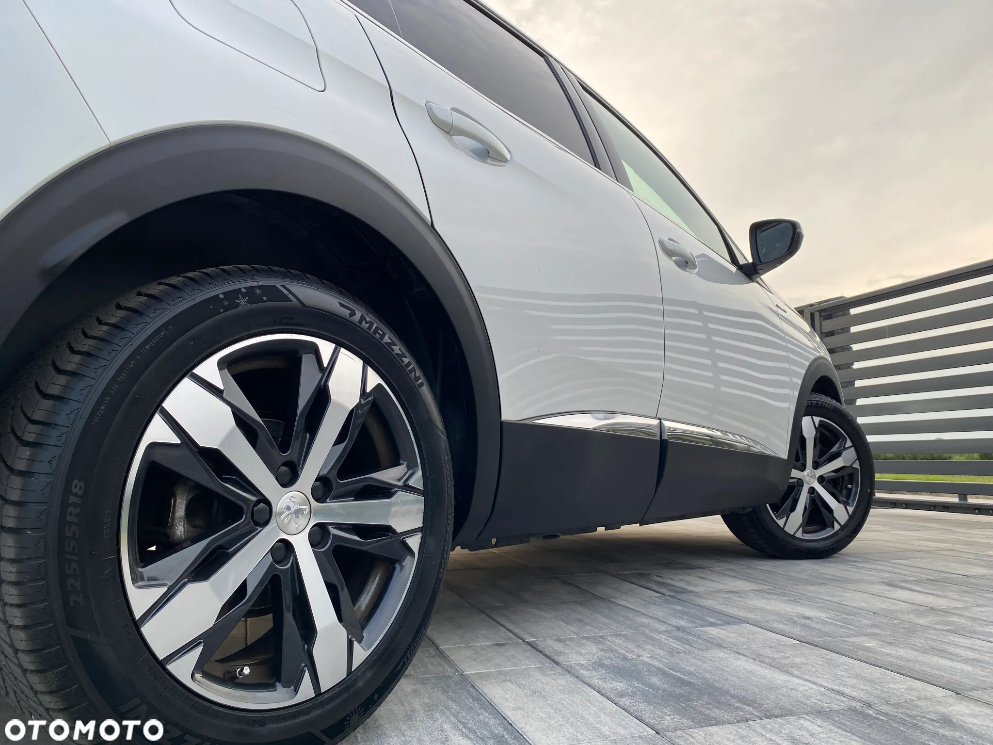 Peugeot 3008 1.2 PureTech GT S&S - 14