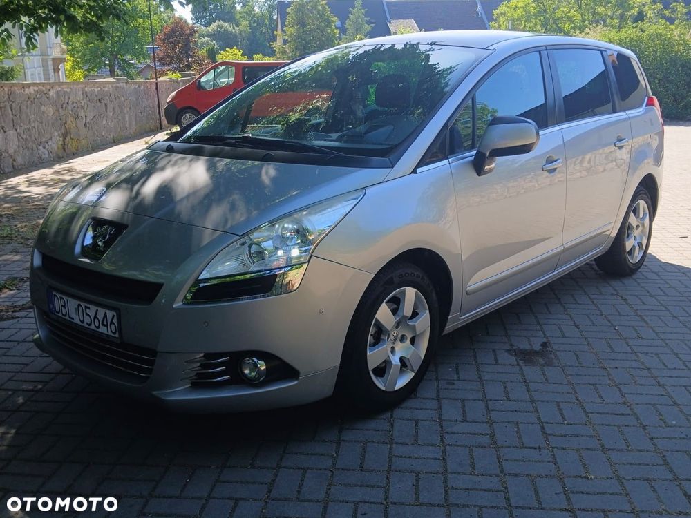 Peugeot 5008 - 2