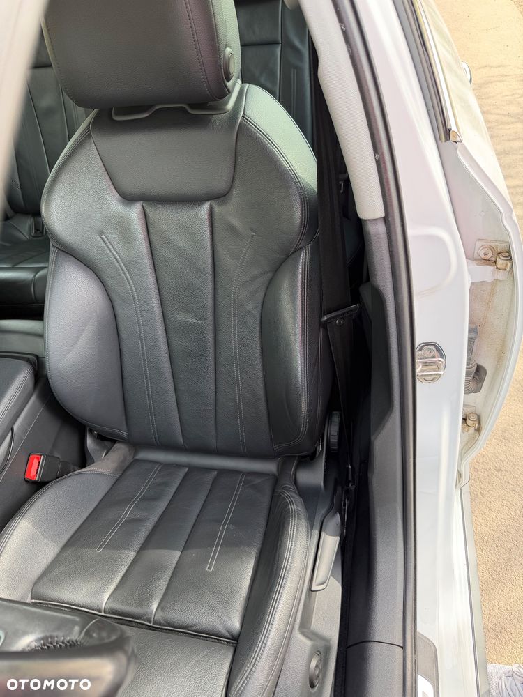 Audi A4 Allroad 2.0 TDI Quattro S tronic - 11