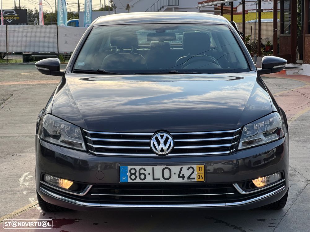 VW Passat 2.0 TDI Edition Confort. DSG - 8