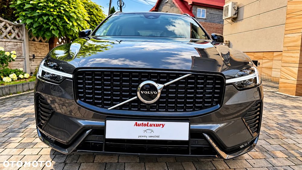 Volvo XC 60 B4 D Ultimate Dark - 11