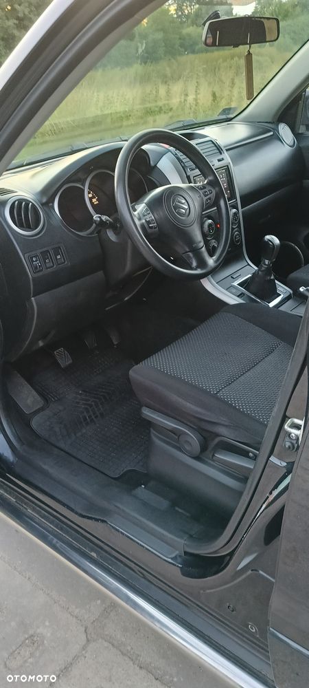 Suzuki Grand Vitara - 5