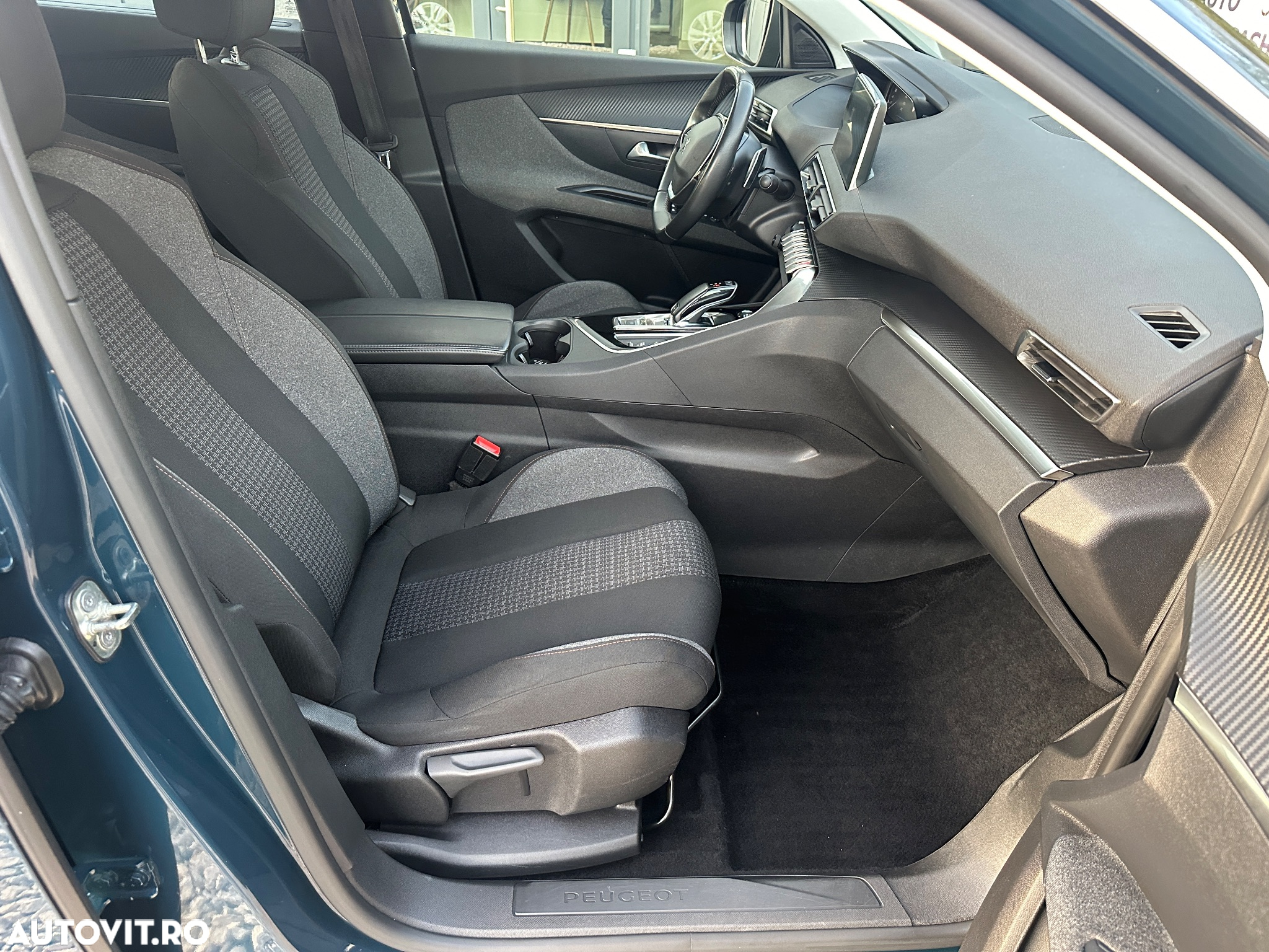 Peugeot 5008 1.5 BlueHDI s&s EAT8 Active - 17