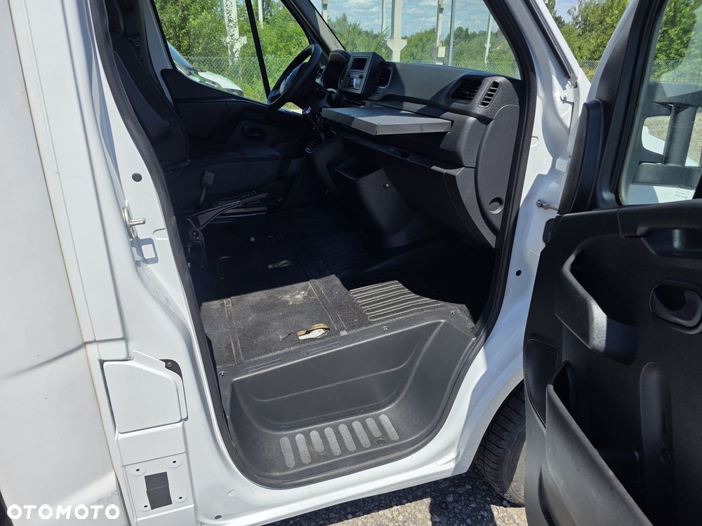 Renault Master - 10