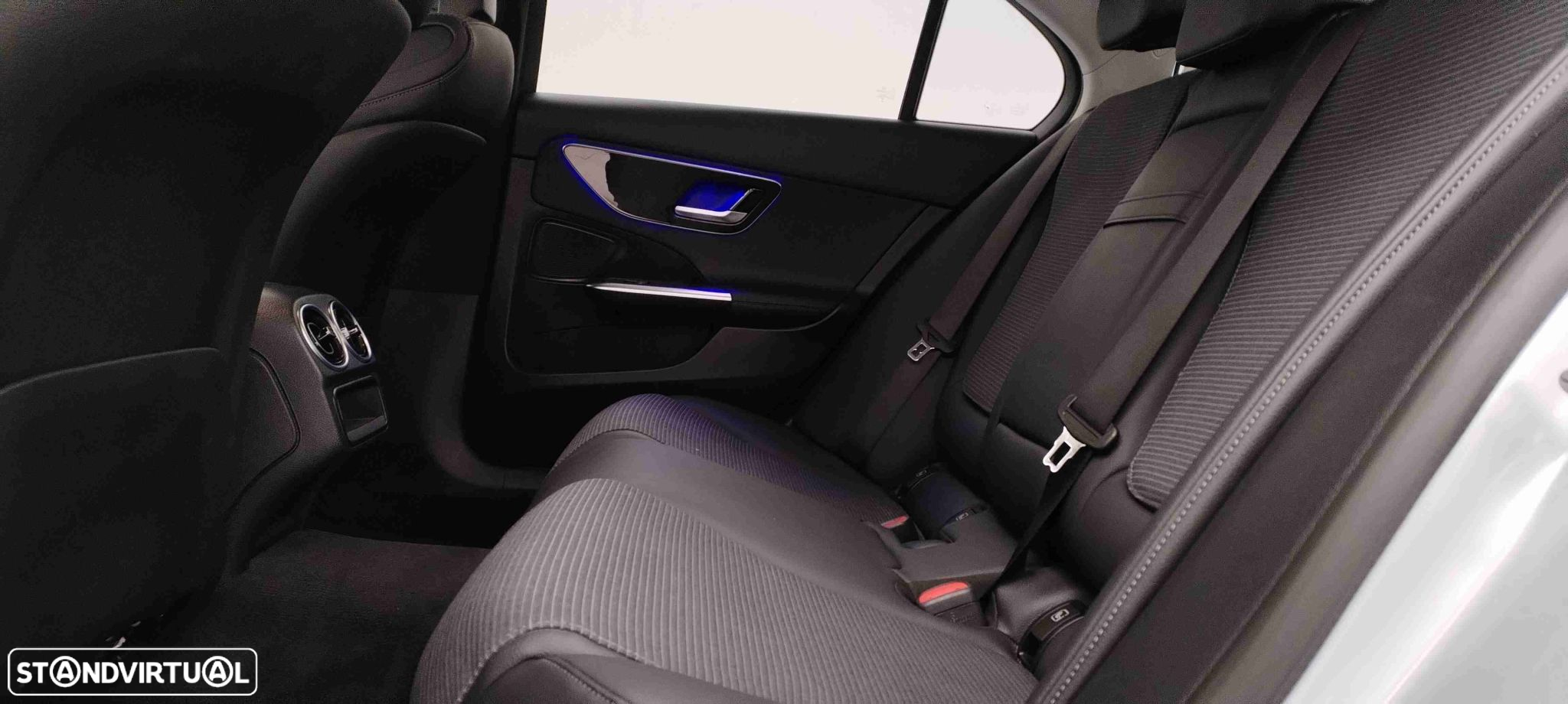 Mercedes-Benz C 220 d Avantgarde - 24