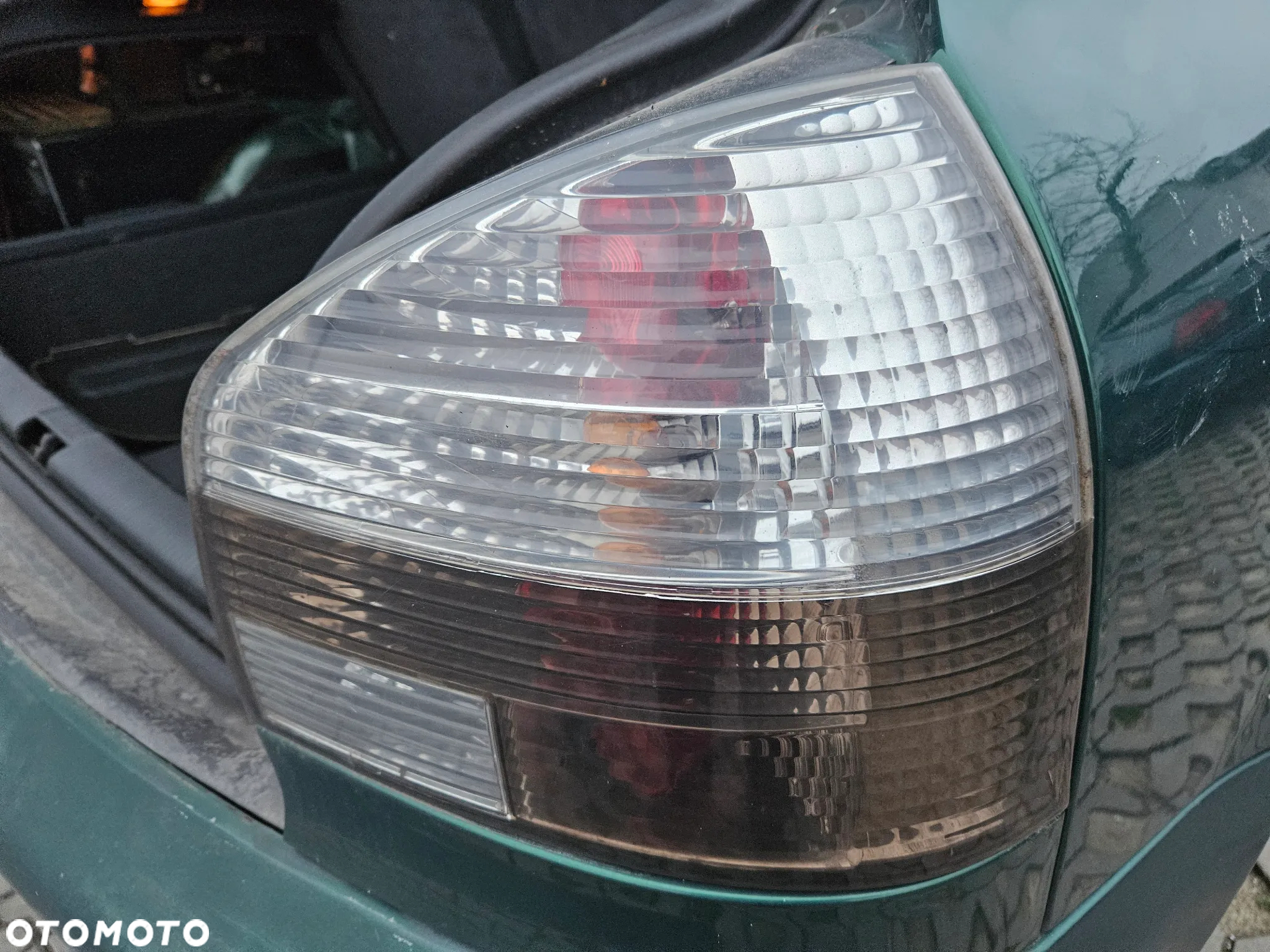 Audi A3  8L lampa tył tylna prawa lewa - 2