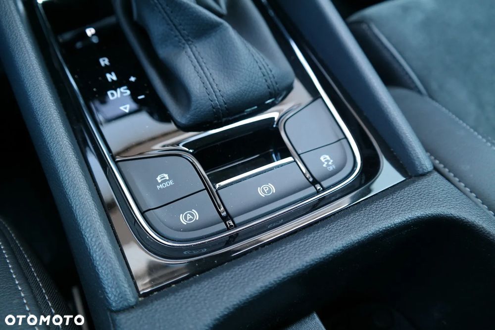 Skoda Karoq 1.5 TSI ACT Style DSG - 40