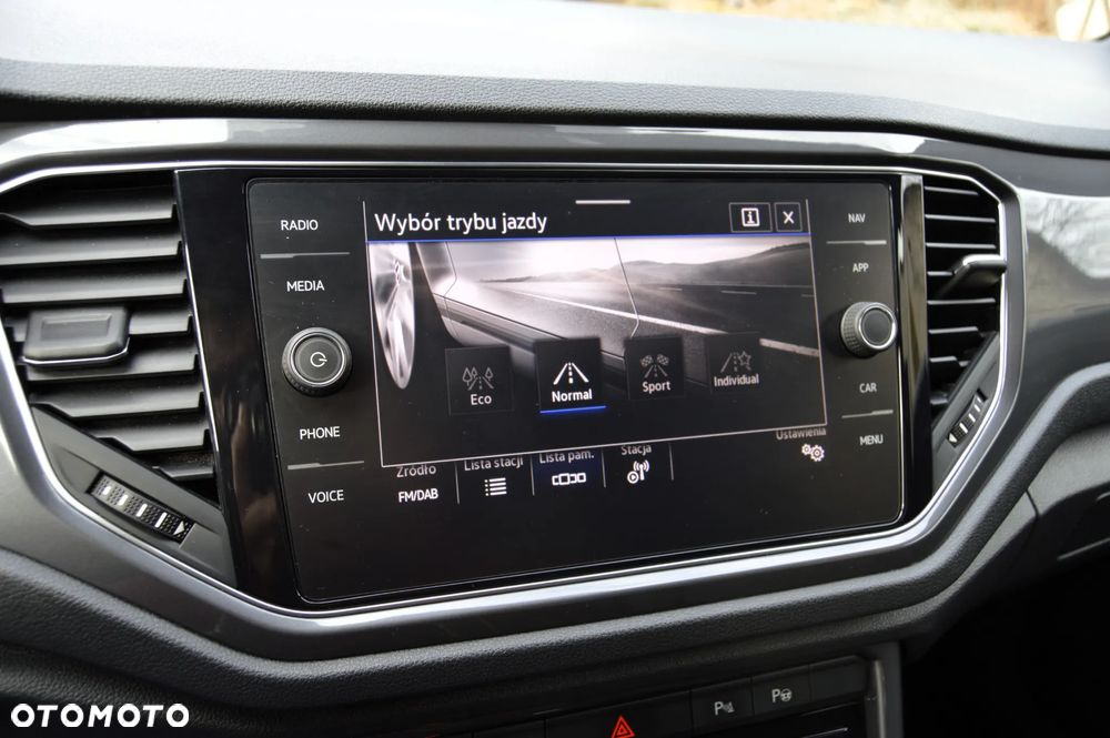 Volkswagen T-Roc 2.0 TSI 4Motion Style DSG - 22