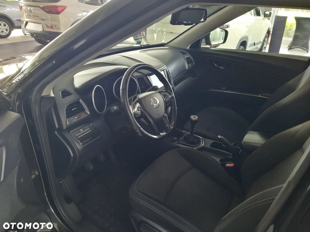 SsangYong/KGM XLV - 9