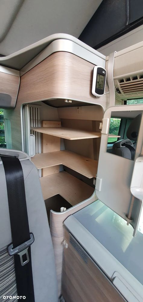 Volkswagen California - 14