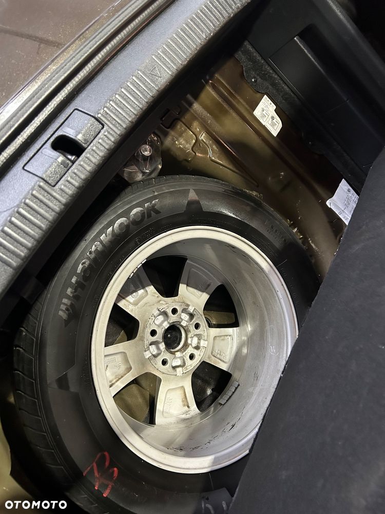 Skoda Superb 1.6 TDI GreenLine - 27