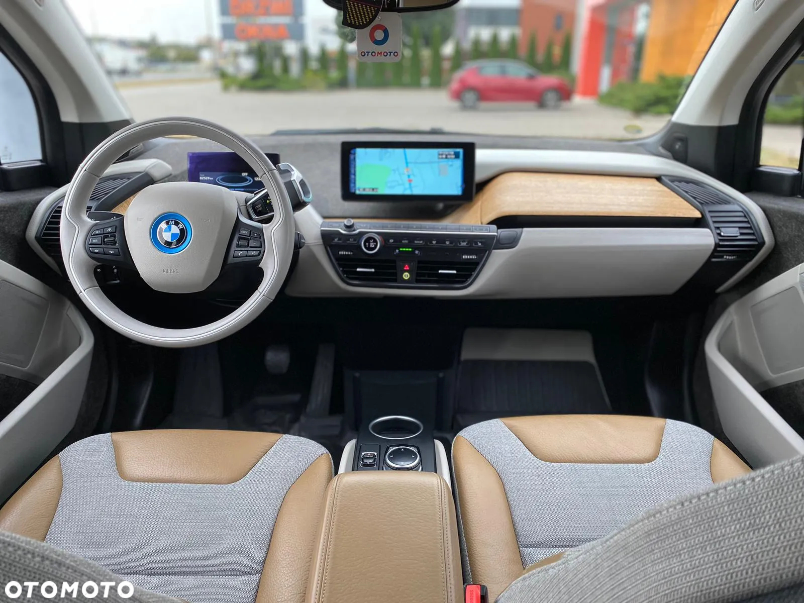 BMW i3 (60 Ah) - 33