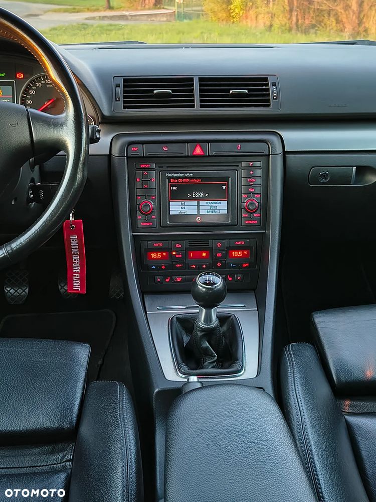 Audi A4 Avant 3 - 20